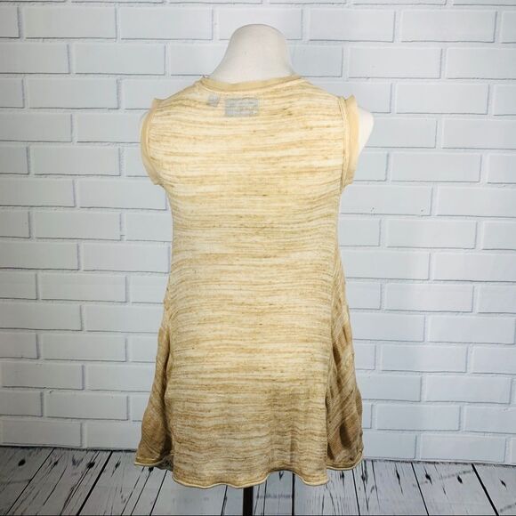 10/$25🦋 Simply Vera Vera Wang Oatmeal Asymmetrical Tank - Size XS - Picture 5 of 11